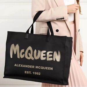 ⏰️Alexander McQueen Large Tote Bag w/ Tags, Booklet and Dust Bag